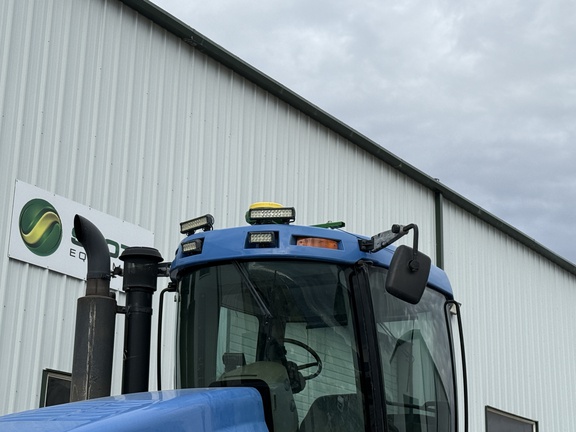 2005 New Holland TJ375 Tractor 4WD