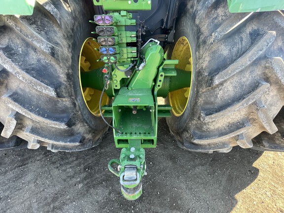 2021 John Deere 9520R Tractor 4WD
