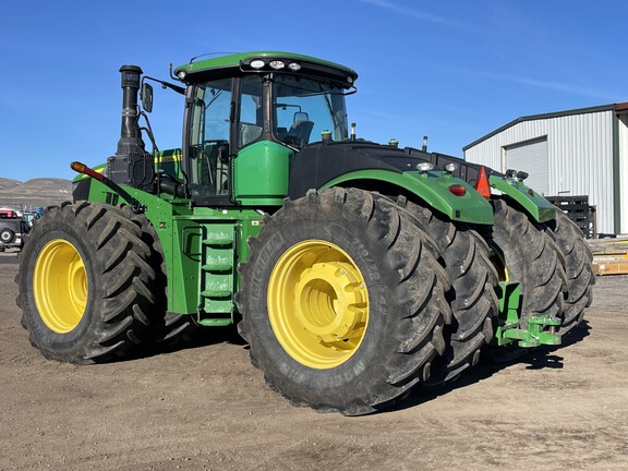 2021 John Deere 9520R Tractor 4WD