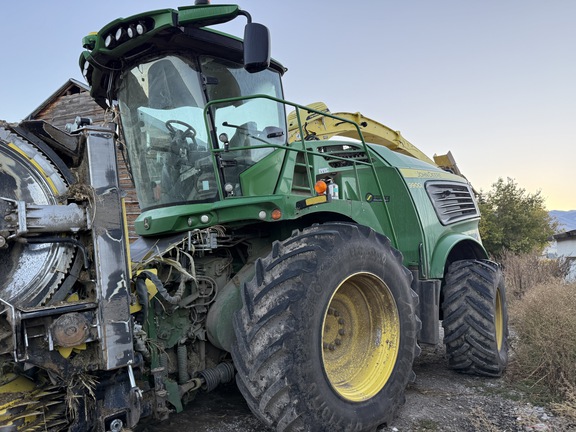2021 John Deere 9900 Forage Harvester