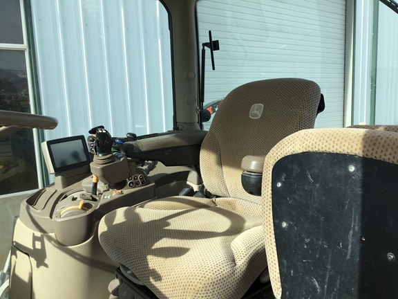 2016 John Deere 6175R Tractor