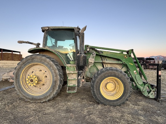 2014 John Deere 6175R Tractor