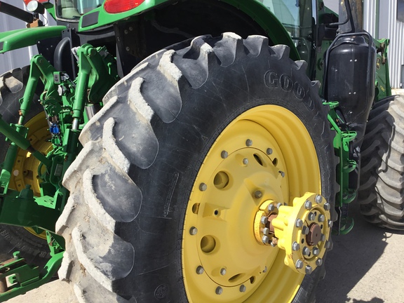 2014 John Deere 6175R Tractor
