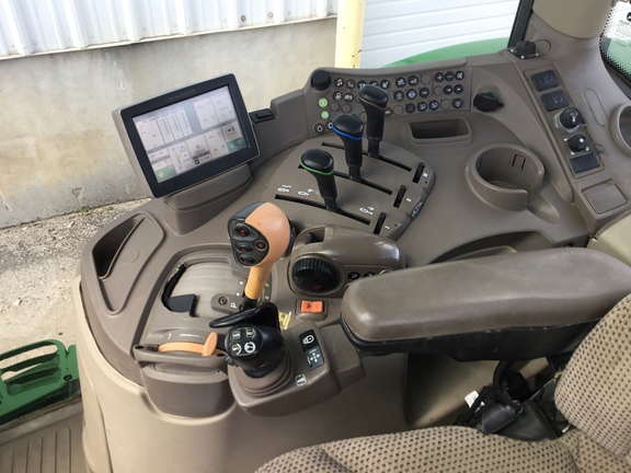 2014 John Deere 6175R Tractor