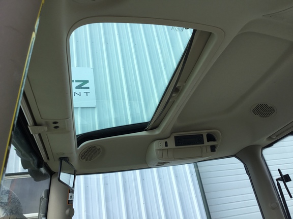 2014 John Deere 6175R Tractor