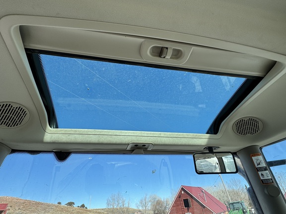 2017 John Deere 6175R Tractor