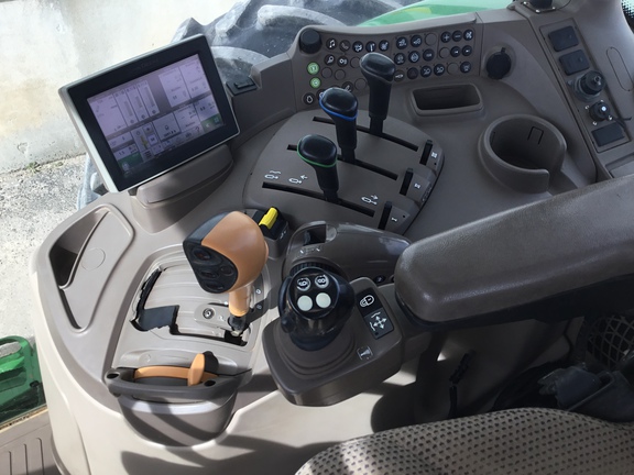 2017 John Deere 6175R Tractor