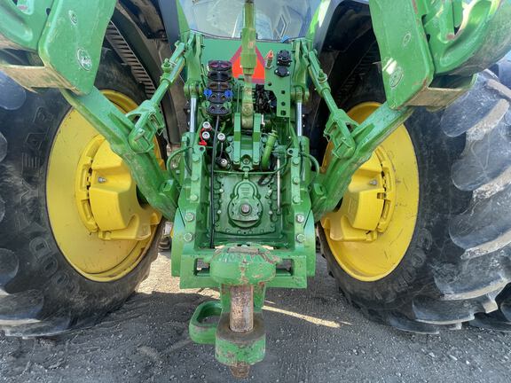 2021 John Deere 8R 370 Tractor