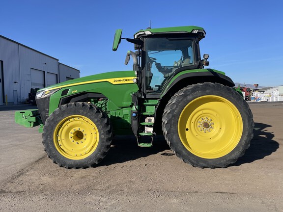 2021 John Deere 8R 370 Tractor