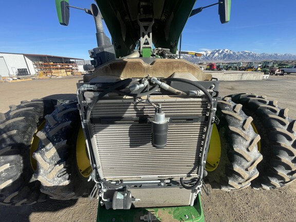 2021 John Deere 8R 370 Tractor