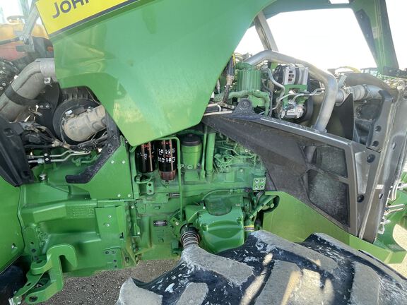 2021 John Deere 8R 370 Tractor