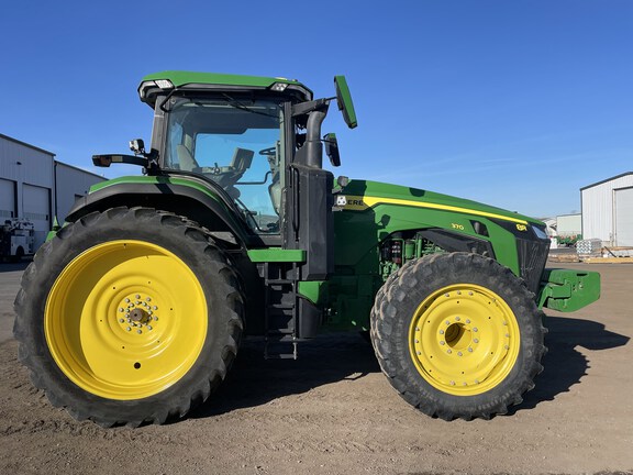 2021 John Deere 8R 370 Tractor