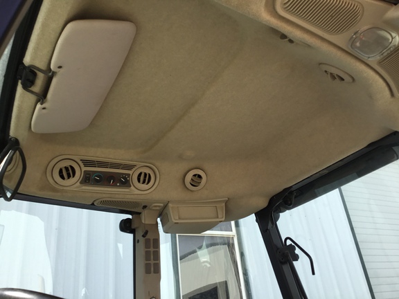 2018 John Deere 5115M Tractor