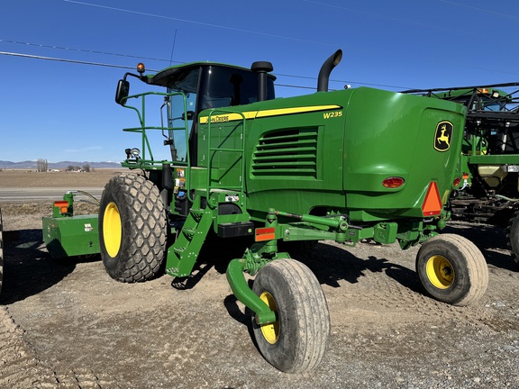 2019 John Deere W235 Windrower