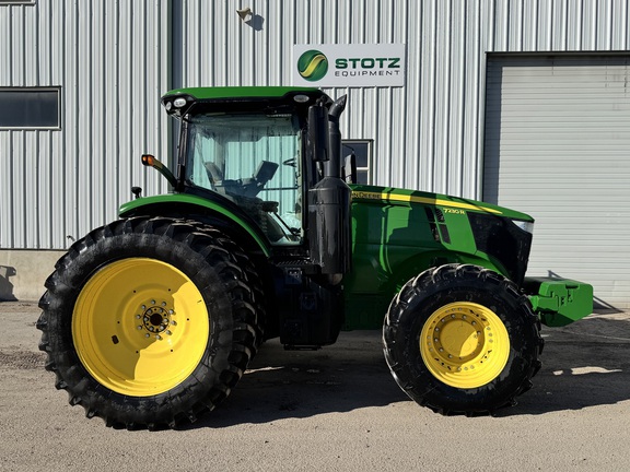 2019 John Deere 7230R Tractor