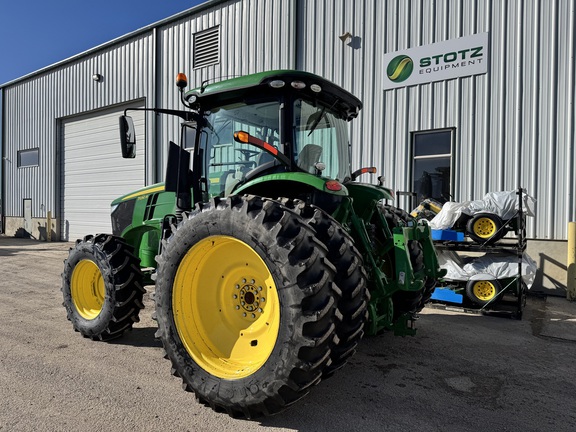 2019 John Deere 7230R Tractor