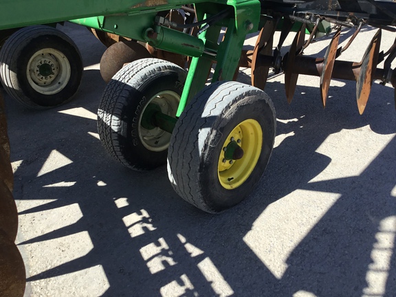 2003 John Deere 650 Disk