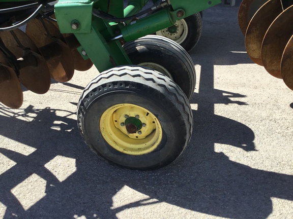 2003 John Deere 650 Disk