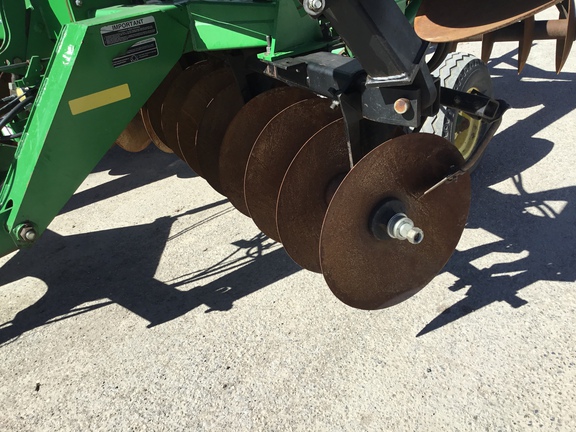 2003 John Deere 650 Disk