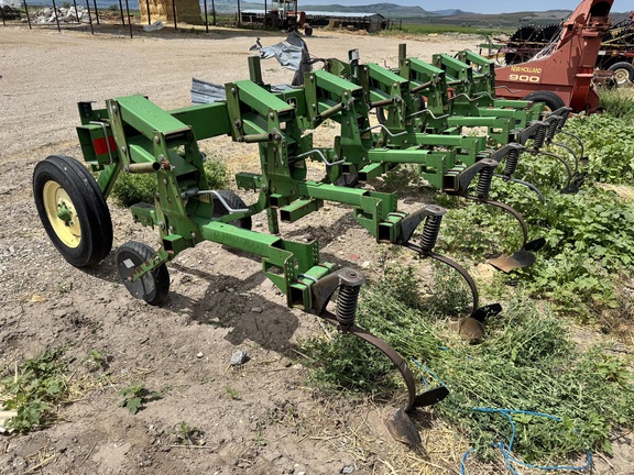 1997 John Deere 856 Cultivator RowCrop