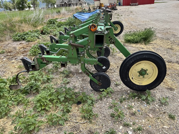 1997 John Deere 856 Cultivator RowCrop