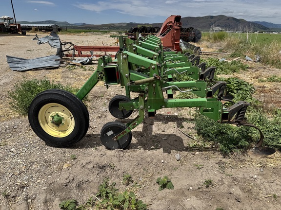1997 John Deere 856 Cultivator RowCrop