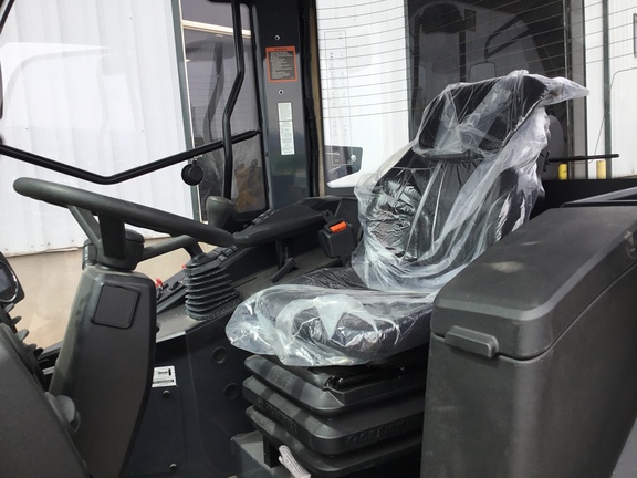 2023 John Deere 184 G Compact Utility Loader