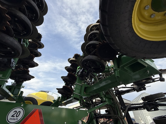 2024 John Deere 1910 Misc