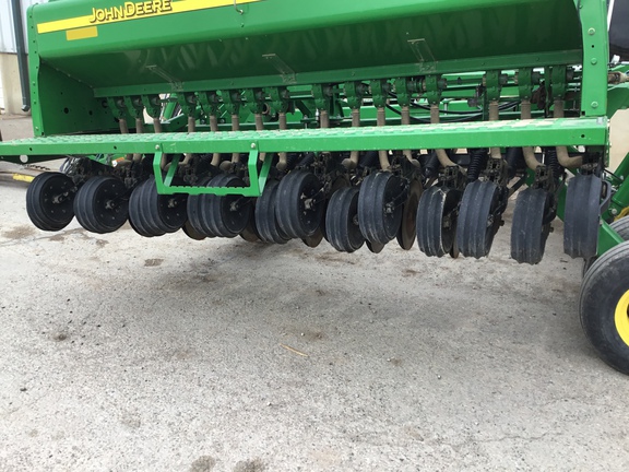 2012 John Deere 455 Drill