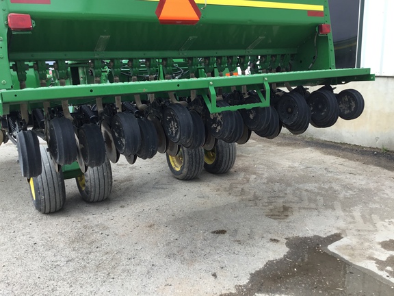 2012 John Deere 455 Drill