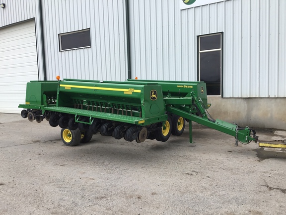 2012 John Deere 455 Drill