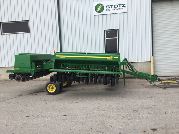 2012 John Deere 455 Drill