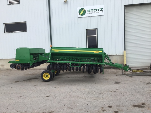 2012 John Deere 455 Drill