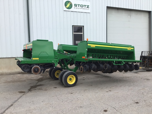 2012 John Deere 455 Drill
