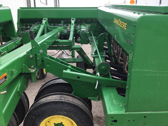 2012 John Deere 455 Drill
