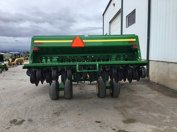 2012 John Deere 455 Drill