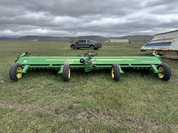 2014 John Deere 520 Shredder