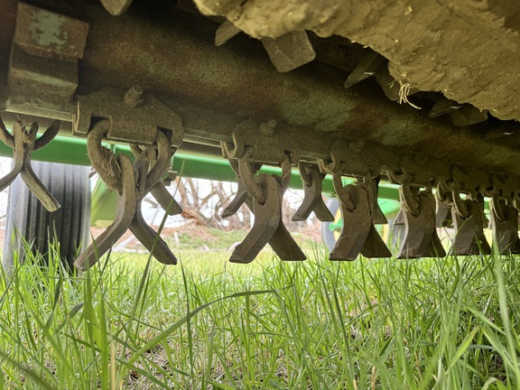 2014 John Deere 520 Shredder