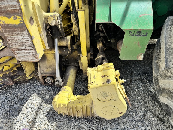 John Deere 688 Header Forage