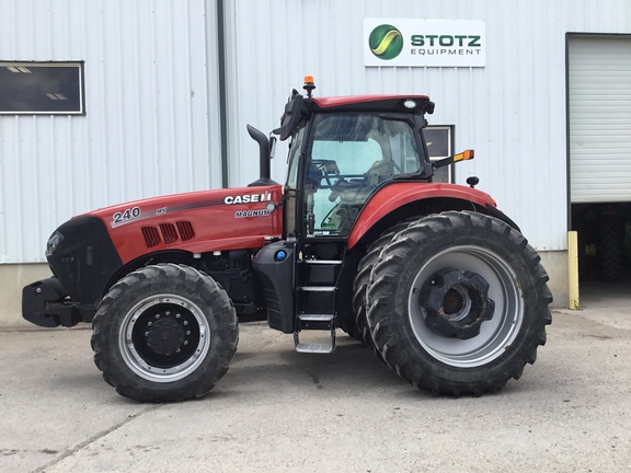 2021 Case IH Magnum 240 AFS Tractor