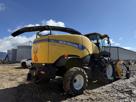 2015 New Holland FR700 Forage Harvester