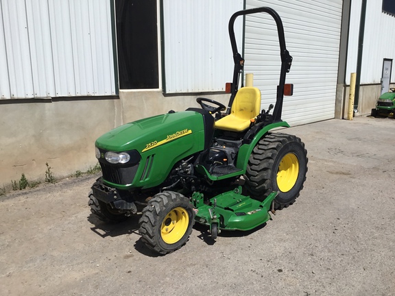 2007 John Deere 2520 Tractor Compact