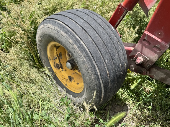 2013 New Holland H7450 Mower Conditioner