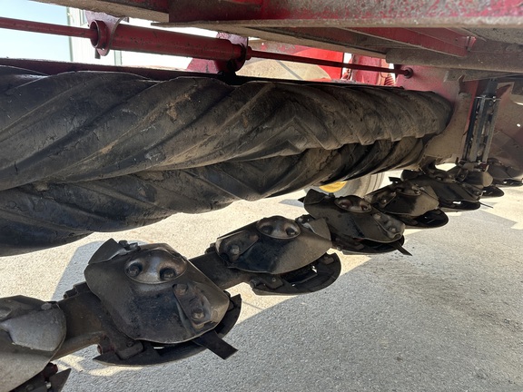 2013 New Holland H7450 Mower Conditioner