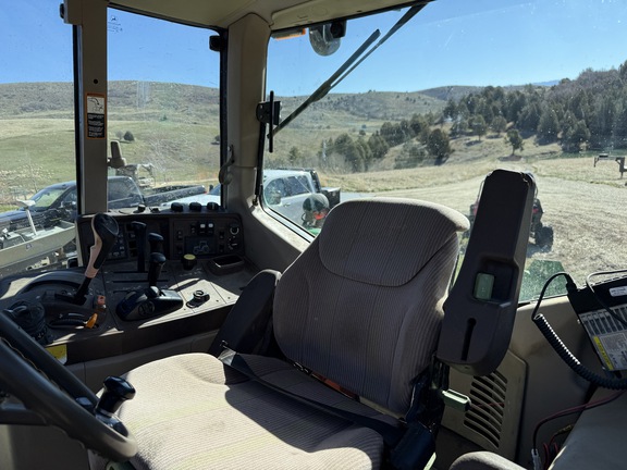 2006 John Deere 7420 Tractor