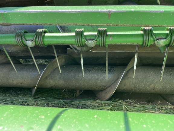 2004 John Deere 4895 Windrower