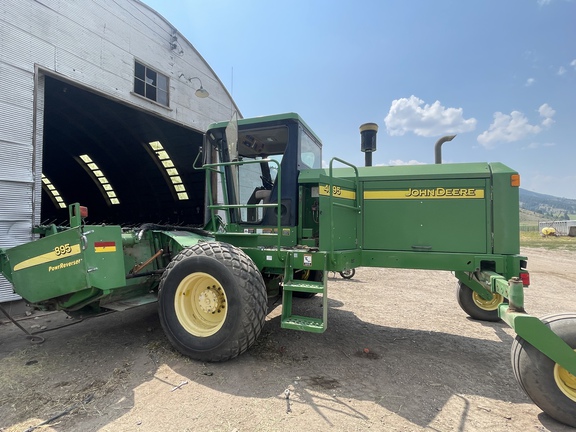 2004 John Deere 4895 Windrower