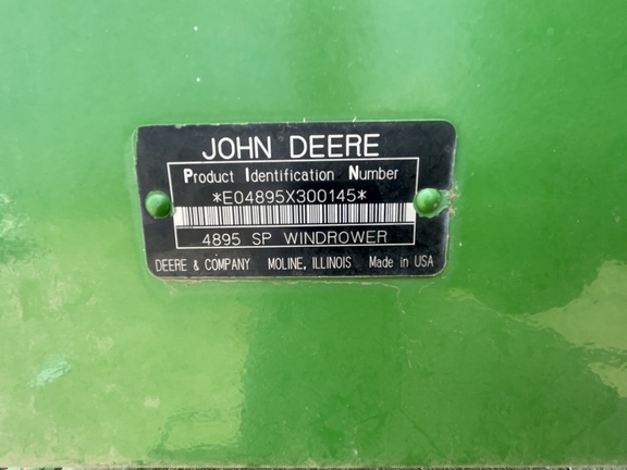 2004 John Deere 4895 Windrower