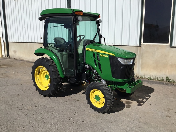 2019 John Deere 3046R Tractor Compact