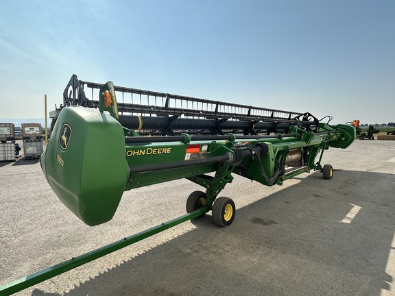2014 John Deere 630D Header Combine